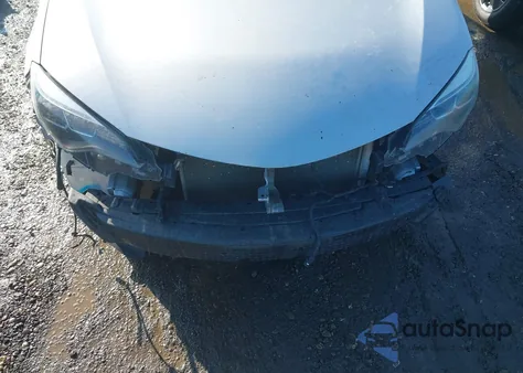 2018 Toyota Corolla Se from USA, damaged, VIN 2T1BURHE4JC035178